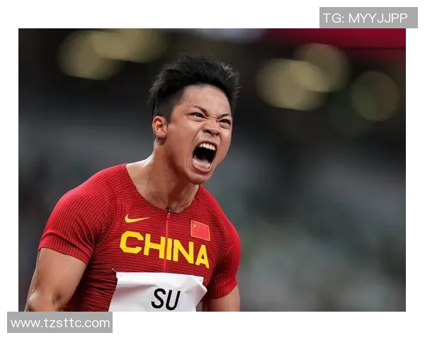 足球明星的奋斗精神与感人事迹展现了体育的力量与人性的光辉